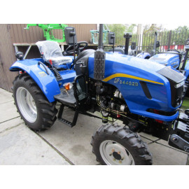 Трактор DONGFENG 244 G2B