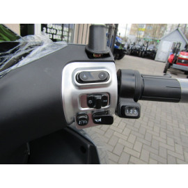 Електроскутер  CROSSER V-5  2500W 72V 35Ah