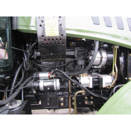 Трактор KENTAVR 404 SСU  з кабіною  із пластиковими органайзером