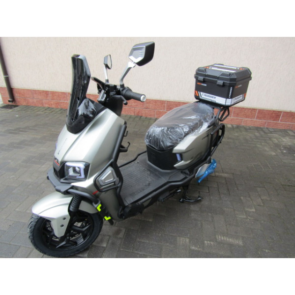 Електроскутер  CROSSER  V-1  LFP 2000W 76.8V 30Ah